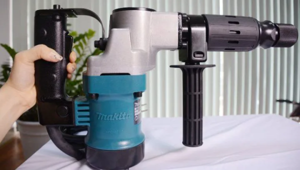 Máy Đục Bê Tông Makita HM0810TA (chuôi lục giác 17mm)