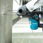 Máy Khoan Bê Tông 3 Chức Năng Makita HR3001CJ